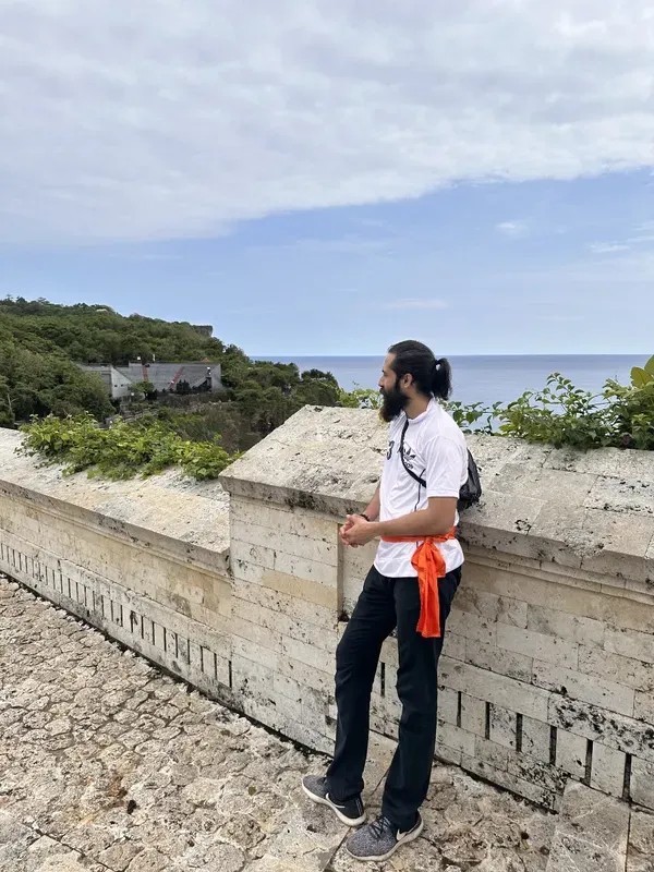 Uluwatu Temple visitor photo 2